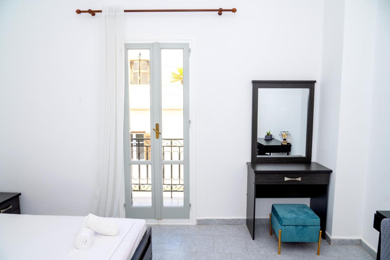 Inej Maisonette